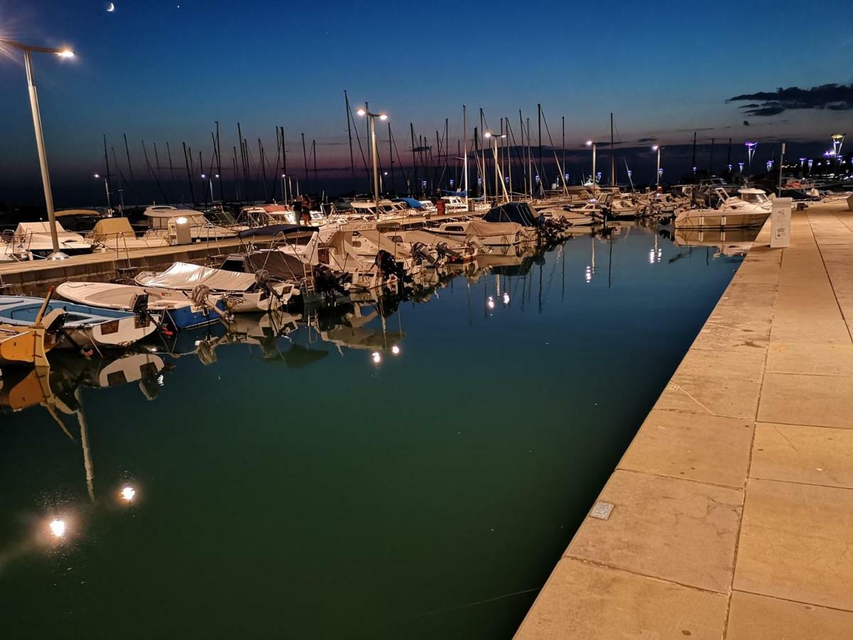 Apartma Zusterna Koper Exteriör bild